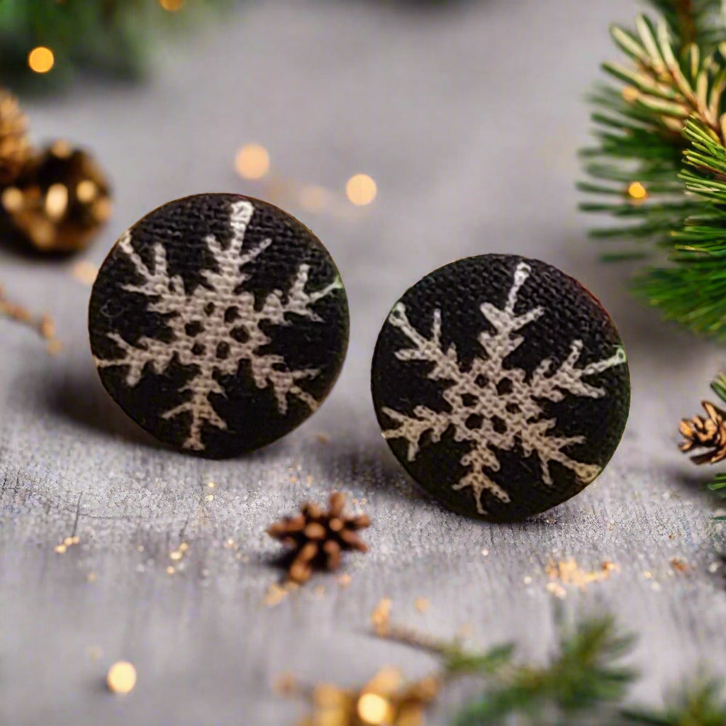 Farmhouse Christmas Snowflakes Fabric Button Stud Earrings (13mm)